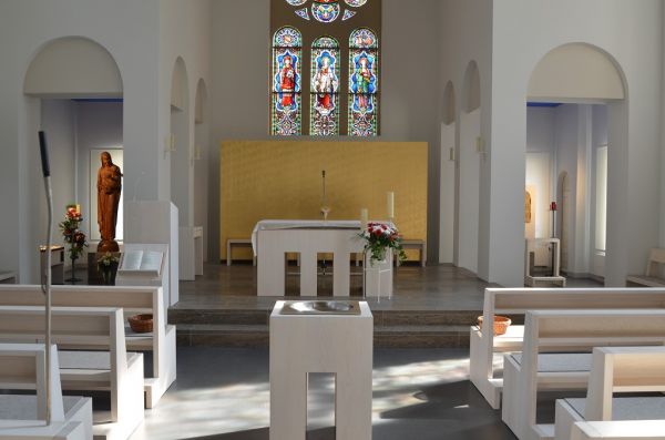 009 Kirche nach Renovierung 2014